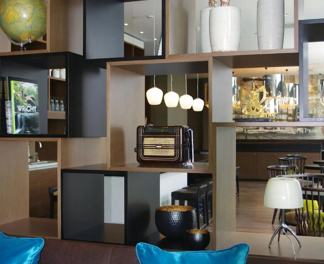 Motel One Leipzig-Augustusplatz contacts
